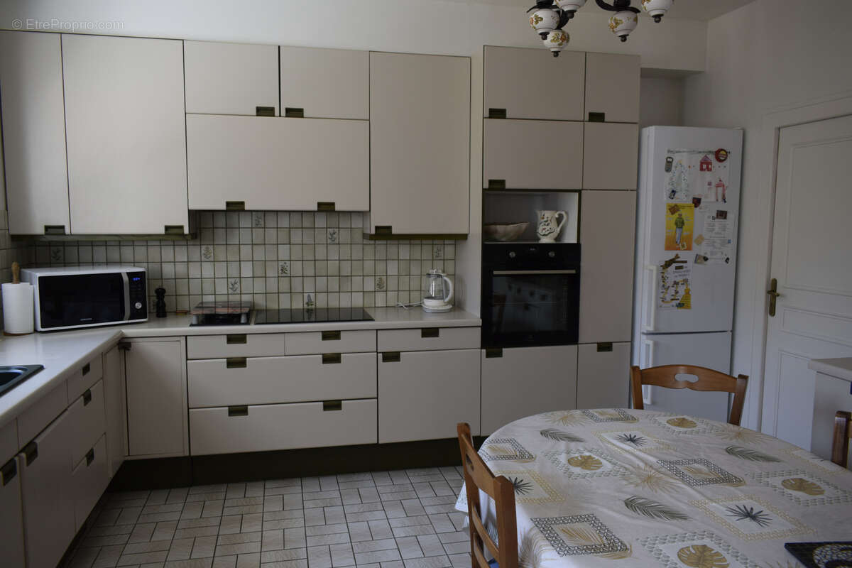 Maison à RESTIGNE
