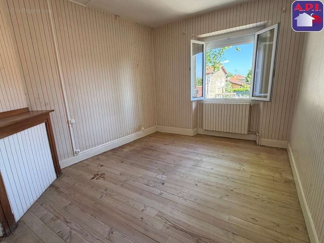 Maison à VERNIOLLE