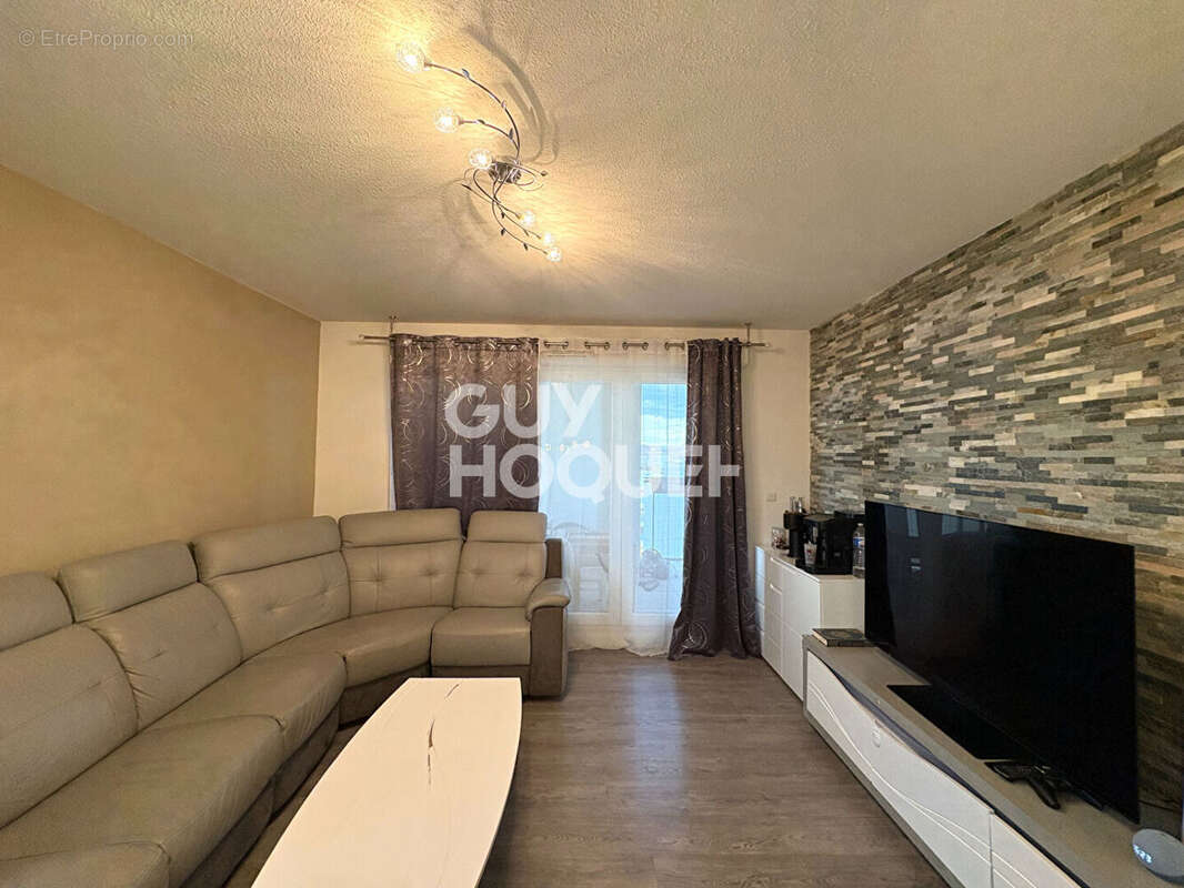 Appartement à GIVORS