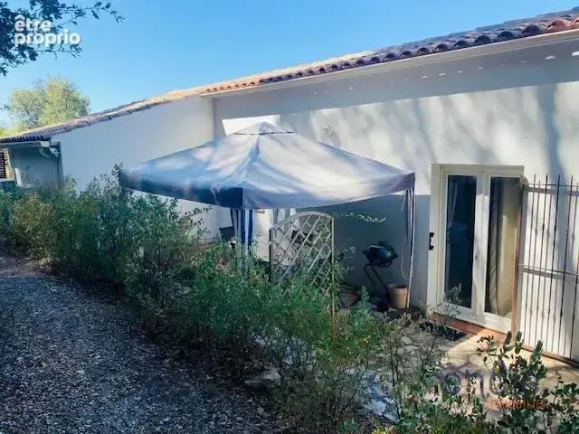 LORGUES Propriété composée de 4 logements avec vue imprenable - photo 7