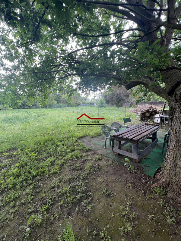 Terrain à LIGNAN-SUR-ORB
