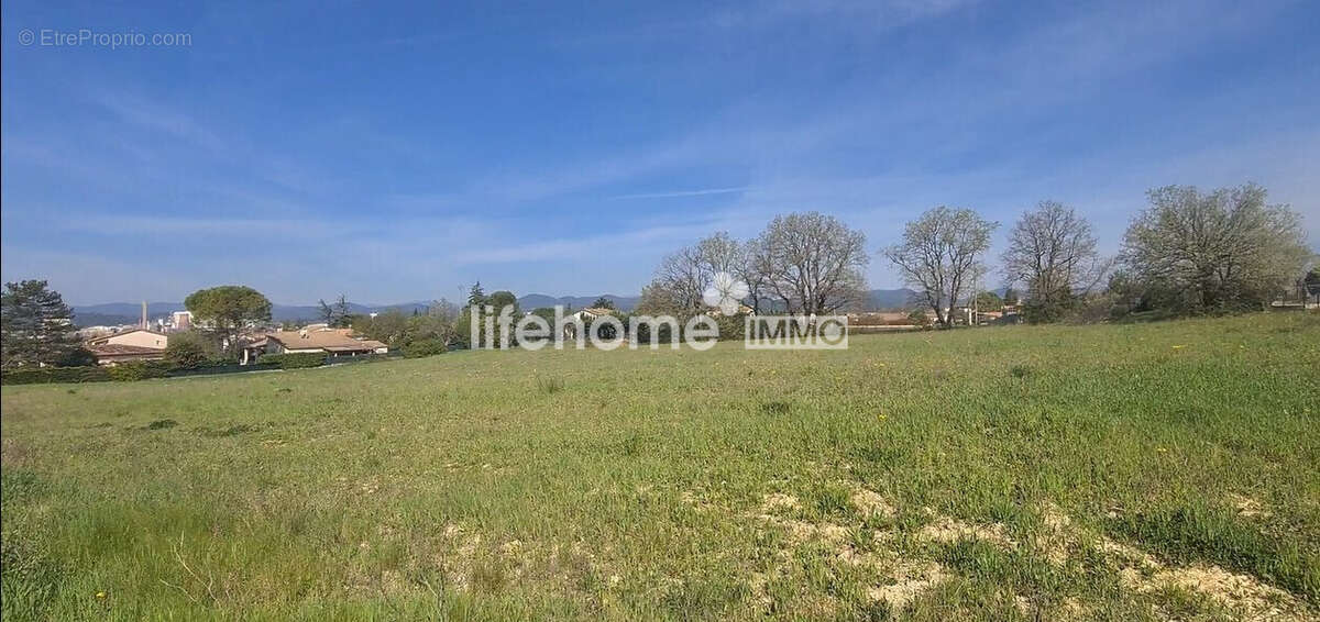 Terrain 560 m² à Salindres  - photo 3