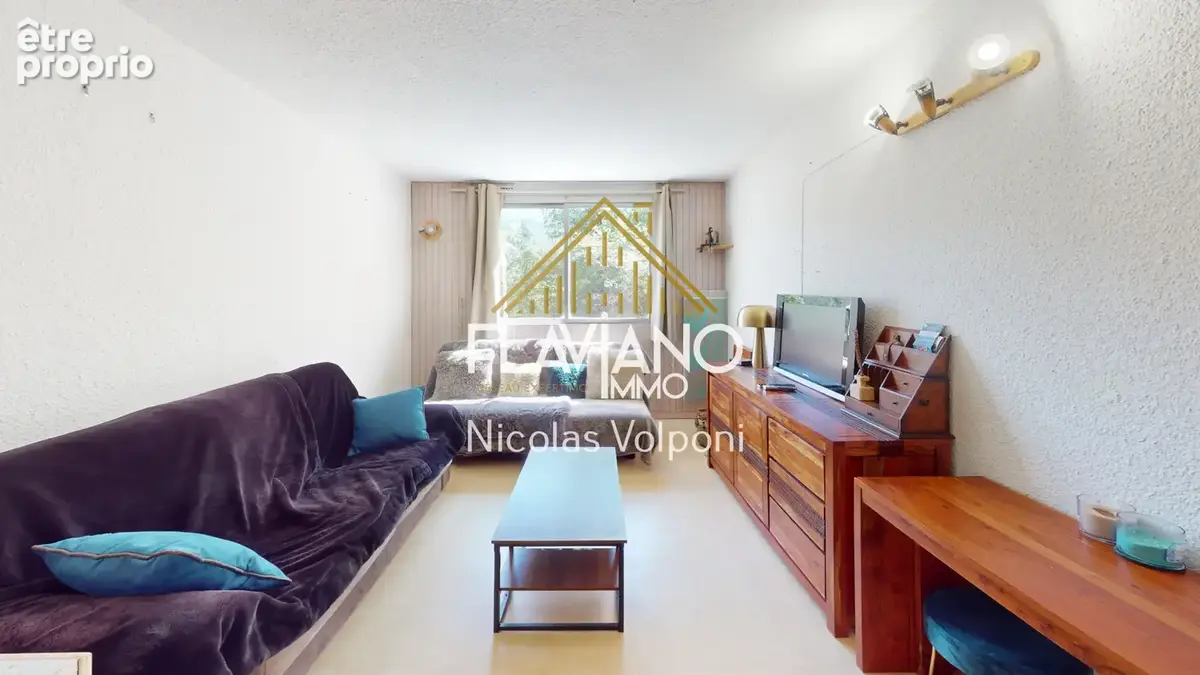 Appartement à LES THUILES