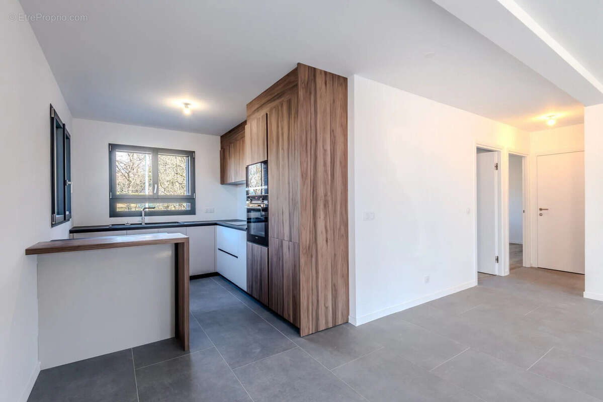 Appartement à NEUVECELLE