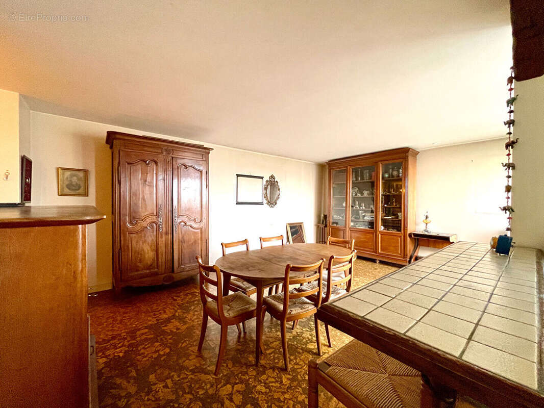 Appartement Le Kremlin Bicetre 3 pièce(s) 75 m2 - photo 5