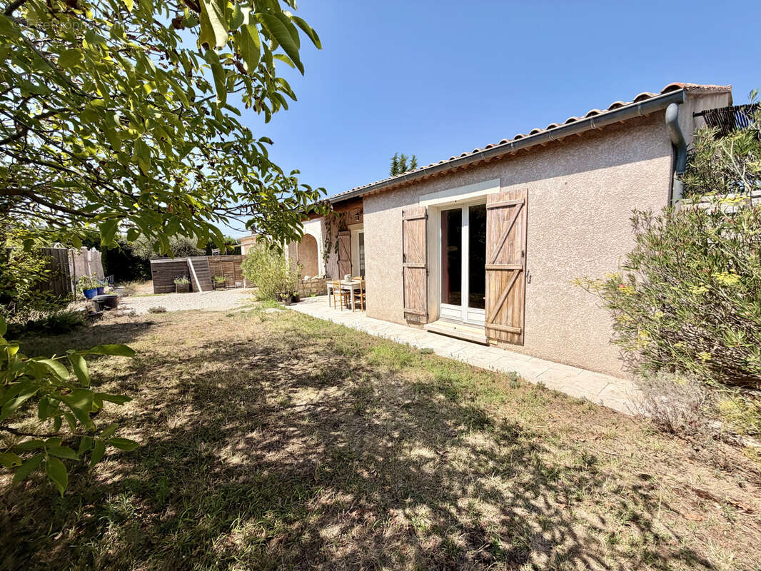 A 5 min de vaison - villa de plain pied avec jardin et piscine - photo 12