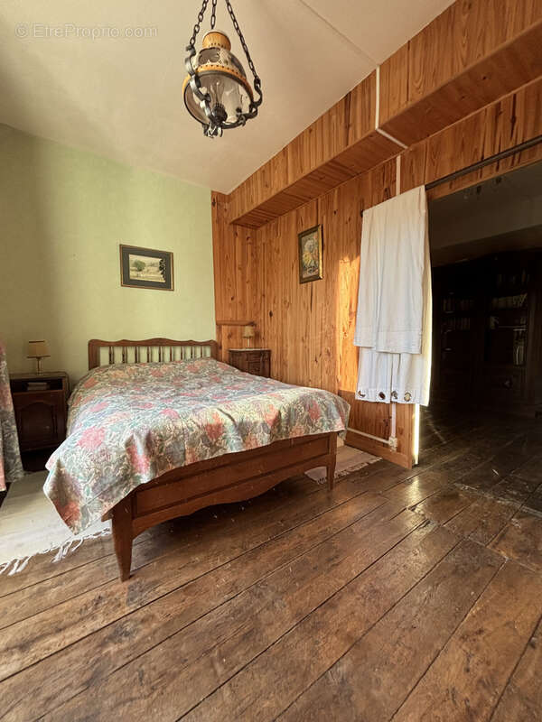 AIGNAY LE DUC  Maison du XVIè s de 125 m2 avec une terrasse et un terrain non attenant de 240m2 - photo 16
