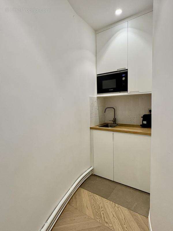Appartement à PARIS-8E