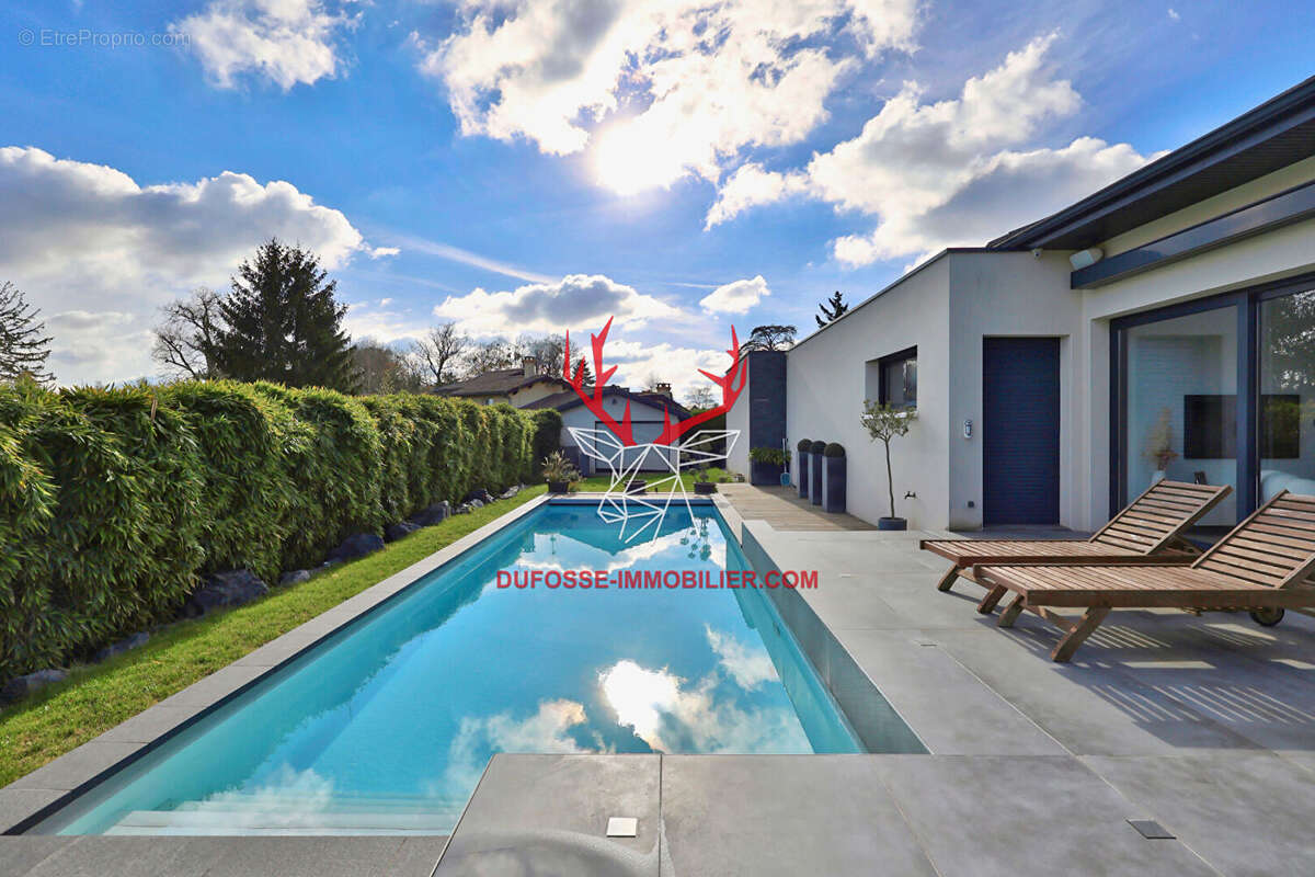 Maison à SAINT-CYR-AU-MONT-D'OR