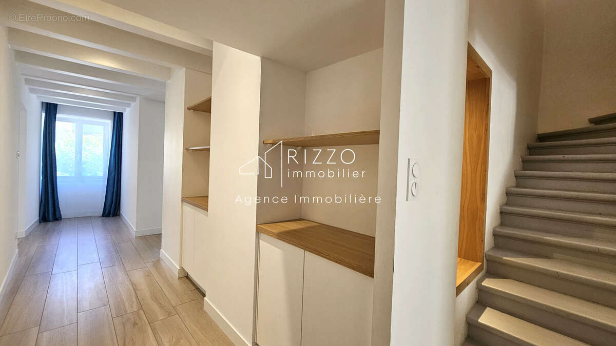 Appartement à DIVONNE-LES-BAINS