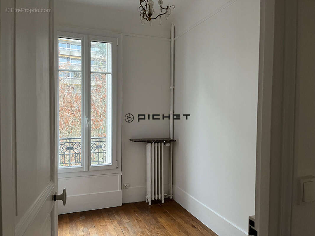 Appartement à PARIS-15E