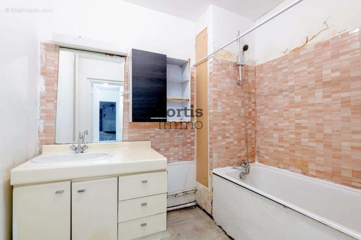 Appartement à PARIS