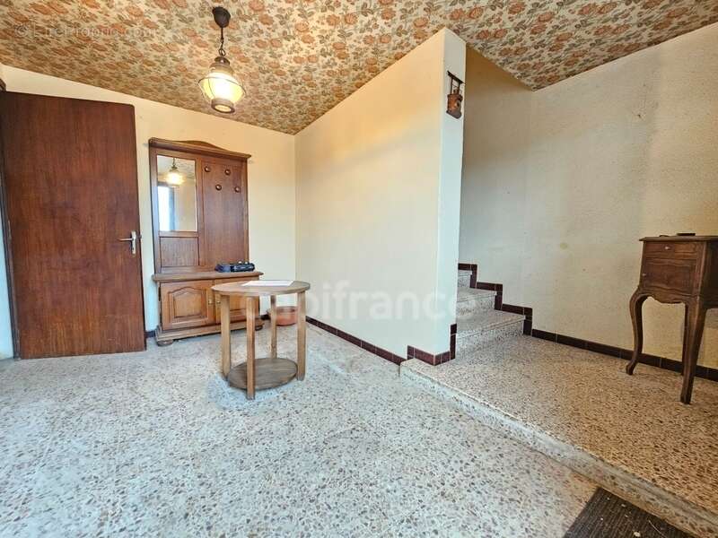 Maison à vendre 4 pièces 3 chambres garage et terrasse panissieres (42) - photo 8