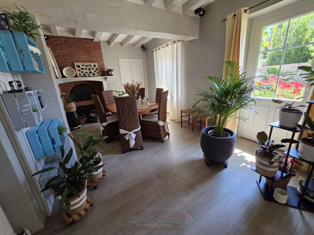 Grande maison de charme à Villevoques, 256 m², 3 chambres - photo 5