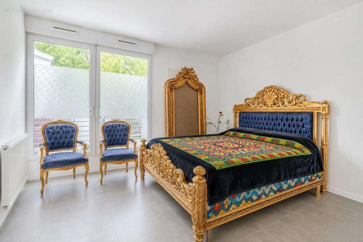 Appartement à LA COURNEUVE
