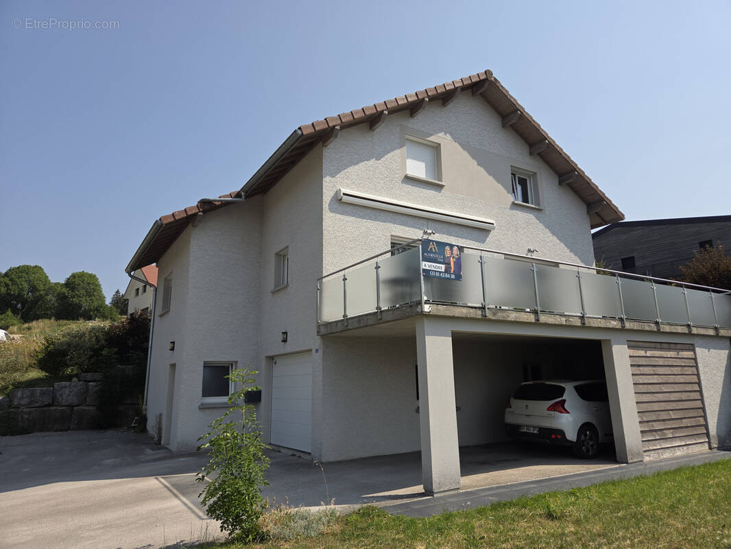 Maison à JOUGNE