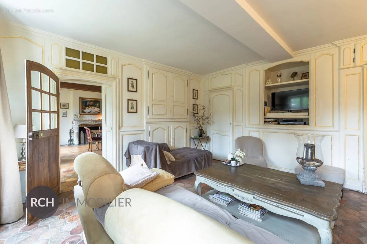 Maison à MONTFORT-L'AMAURY