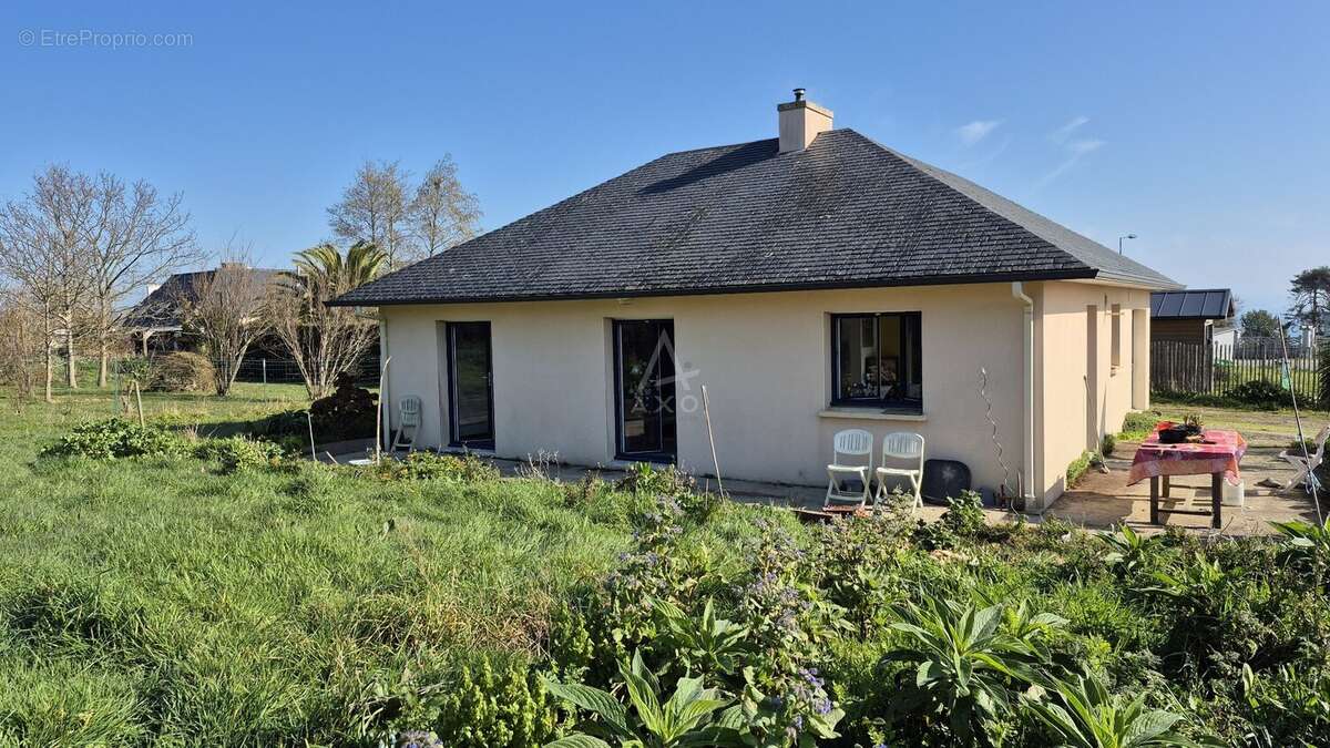 Maison à ROSCANVEL