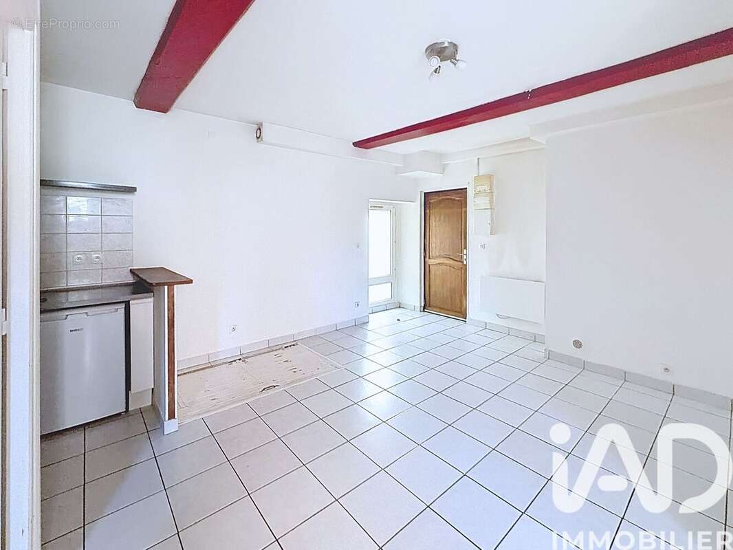 Photo 5 - Appartement à MONTEREAU-FAULT-YONNE