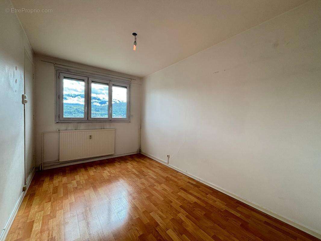 Appartement à ECHIROLLES