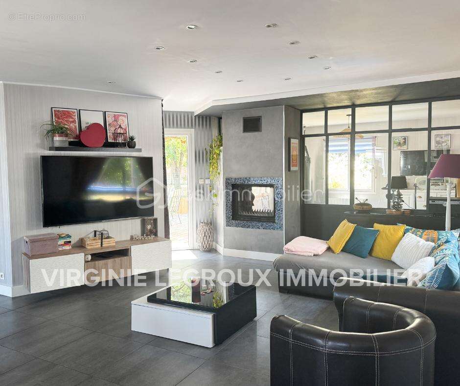 Maison de plain-pied 4 chambres 130m2 + véranda de 45m2 - photo 2