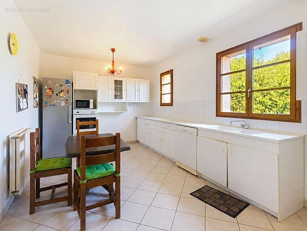 Maison 110 m² à Evreux  - photo 5