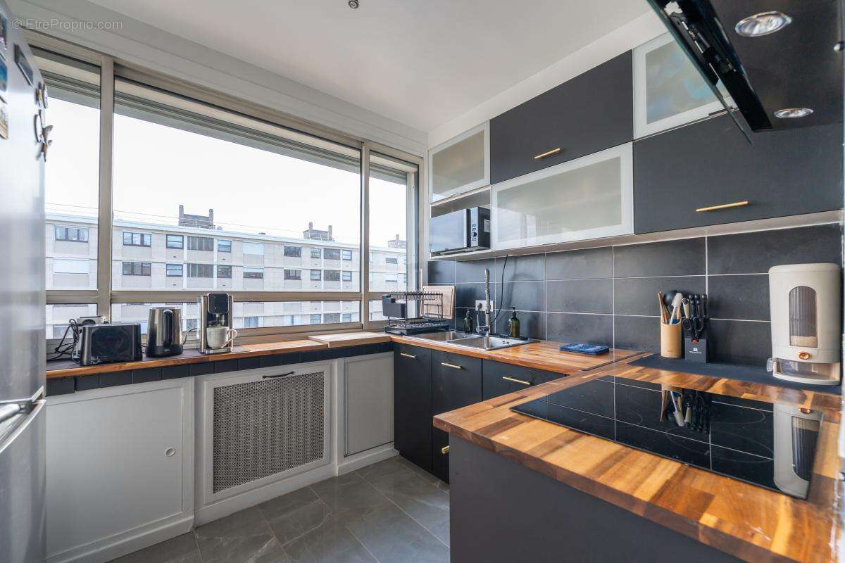 Appartement à SURESNES