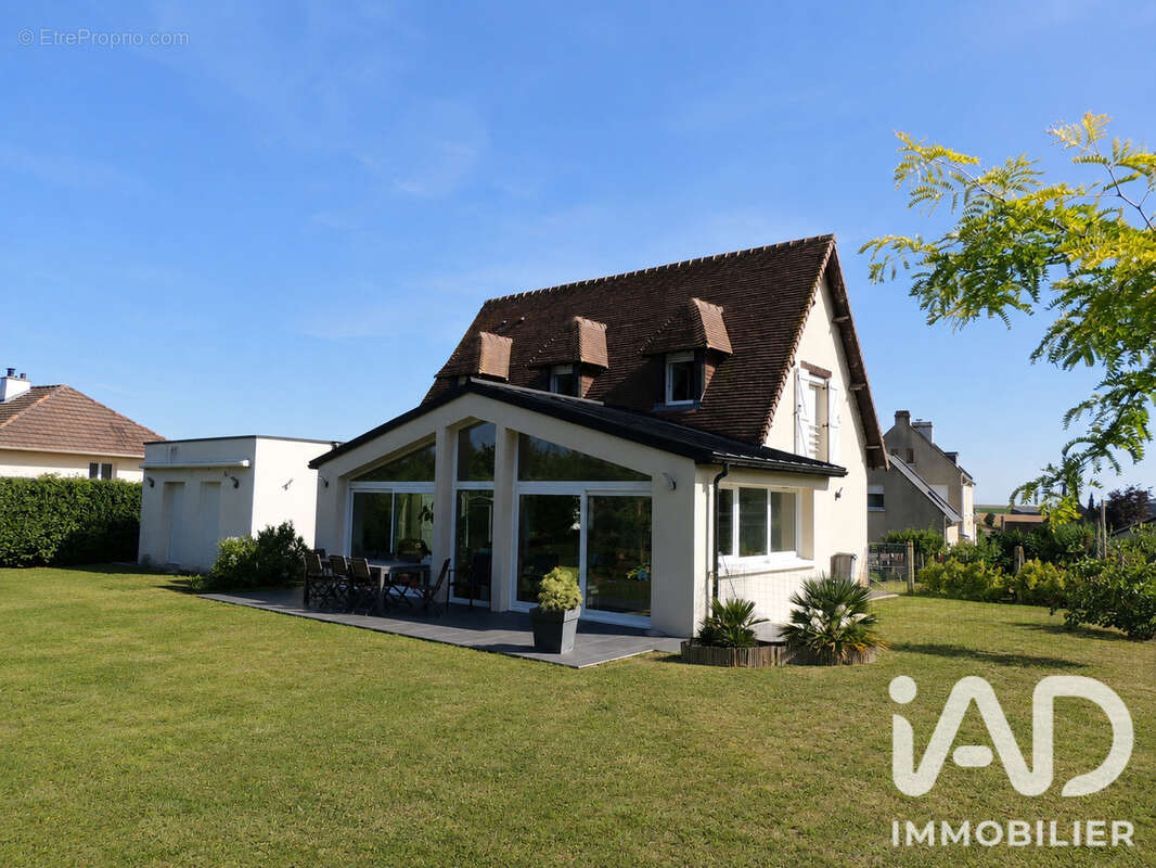 Maison 191 m² à Avenay  - photo 2