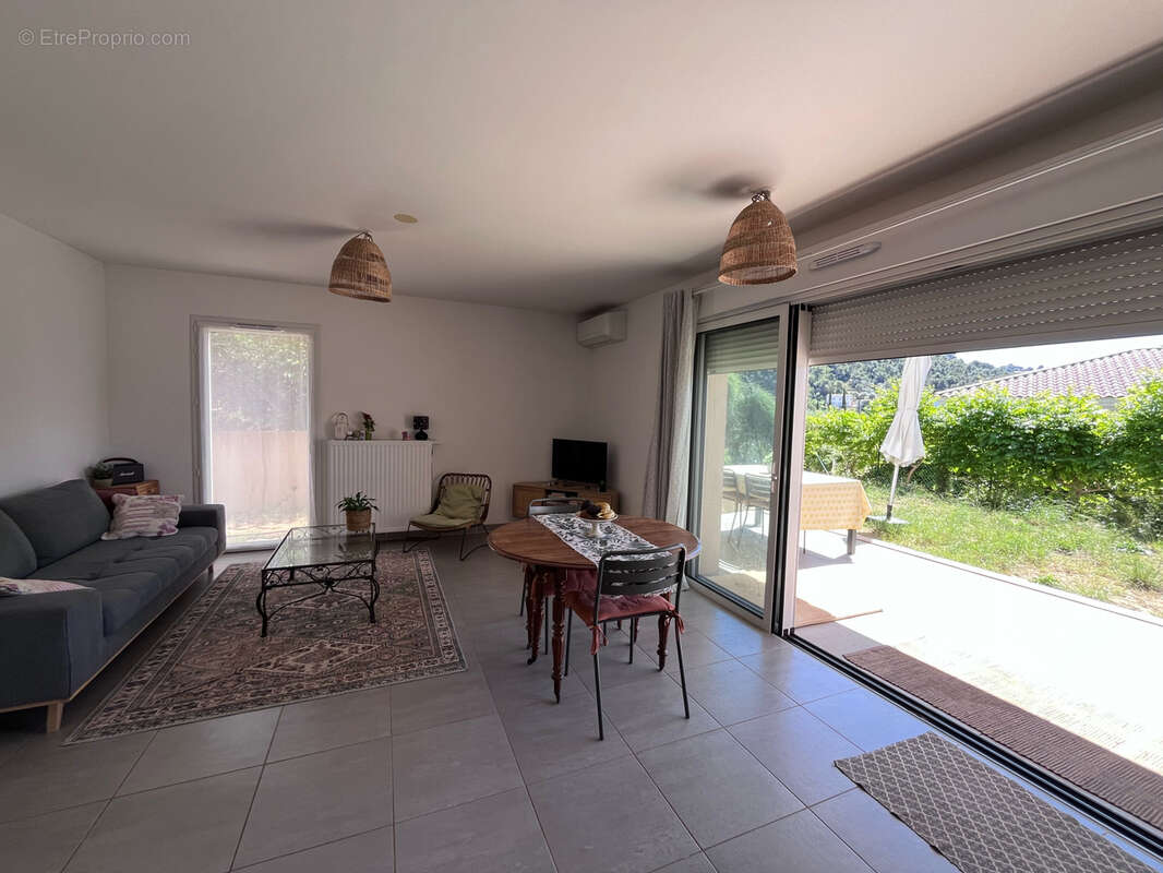 Appartement t3 en rez de jardin  avec parking toulon ouest - photo 7