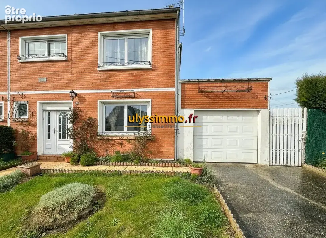 Photo Maison à Harbonnieres au prix de 152 000€