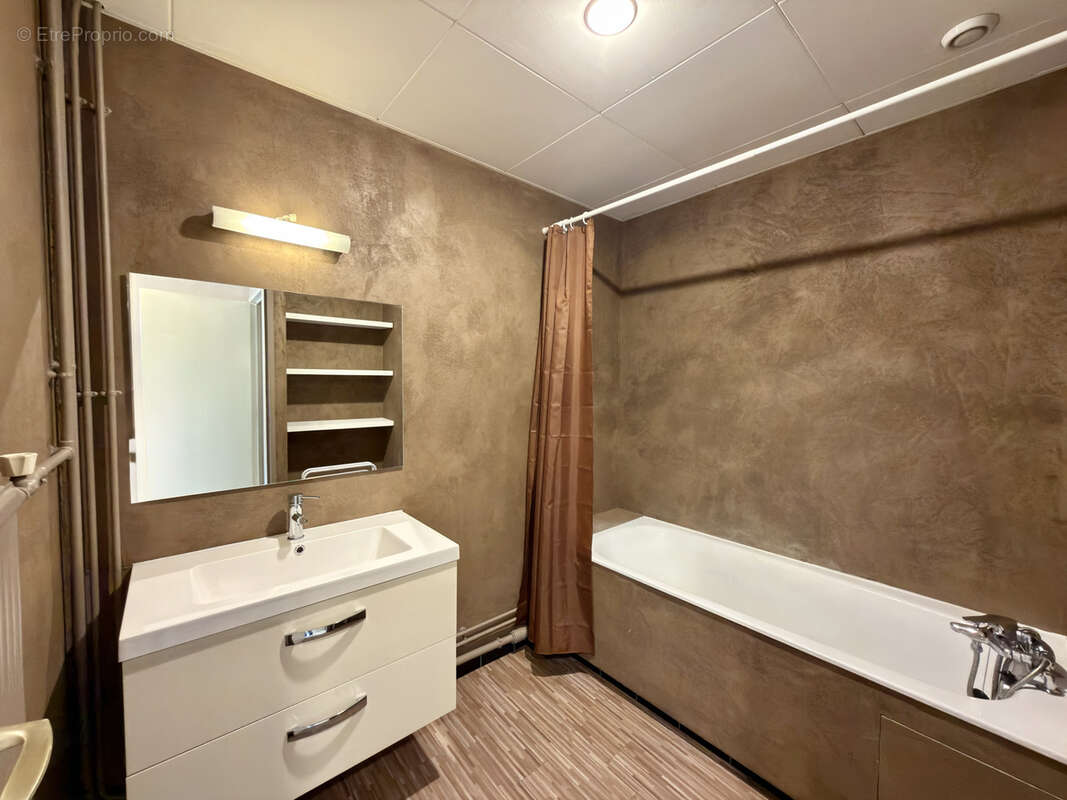 Appartement à LAXOU