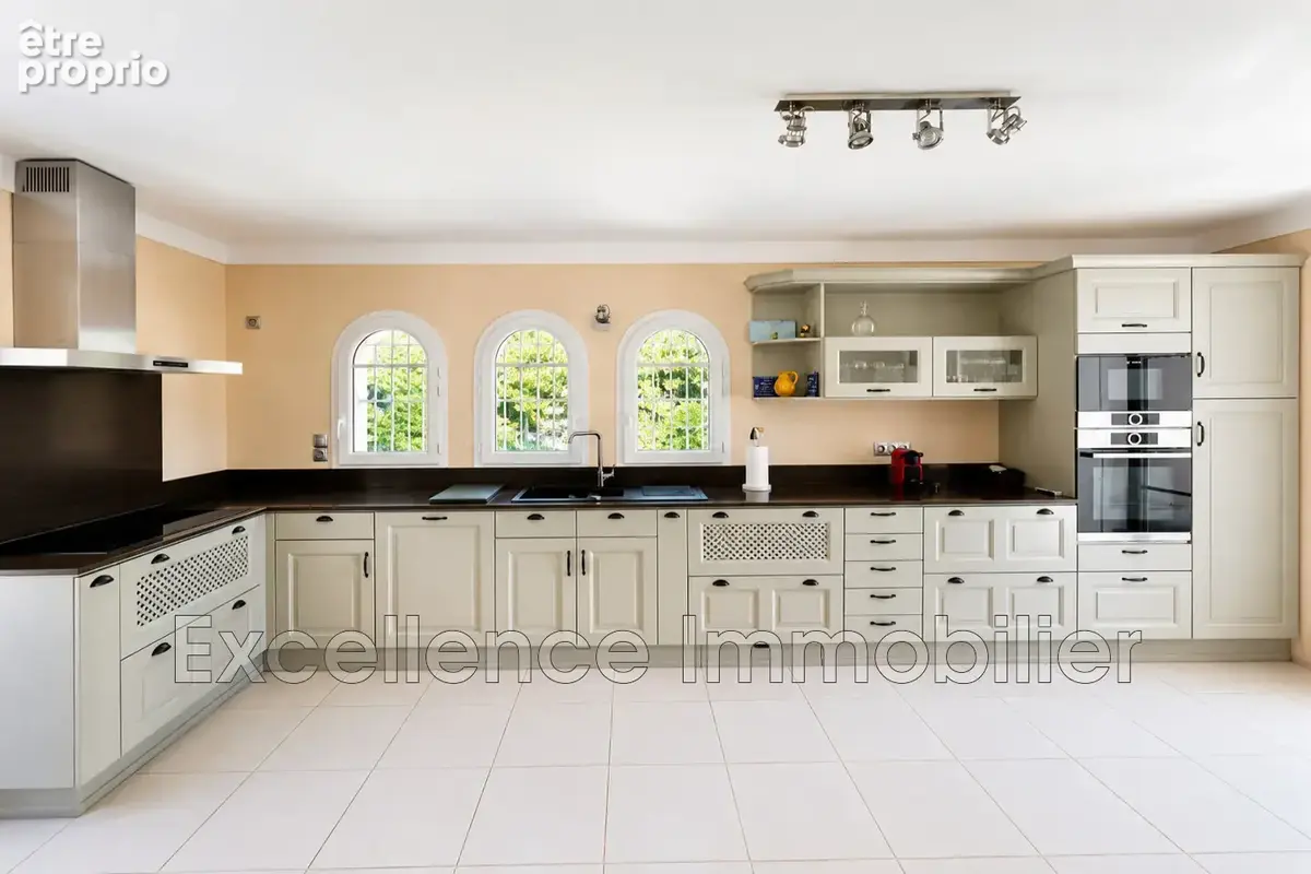 Maison 6 pièces 151 m² à vendre à Sainte-Maxime (83120) - photo 7