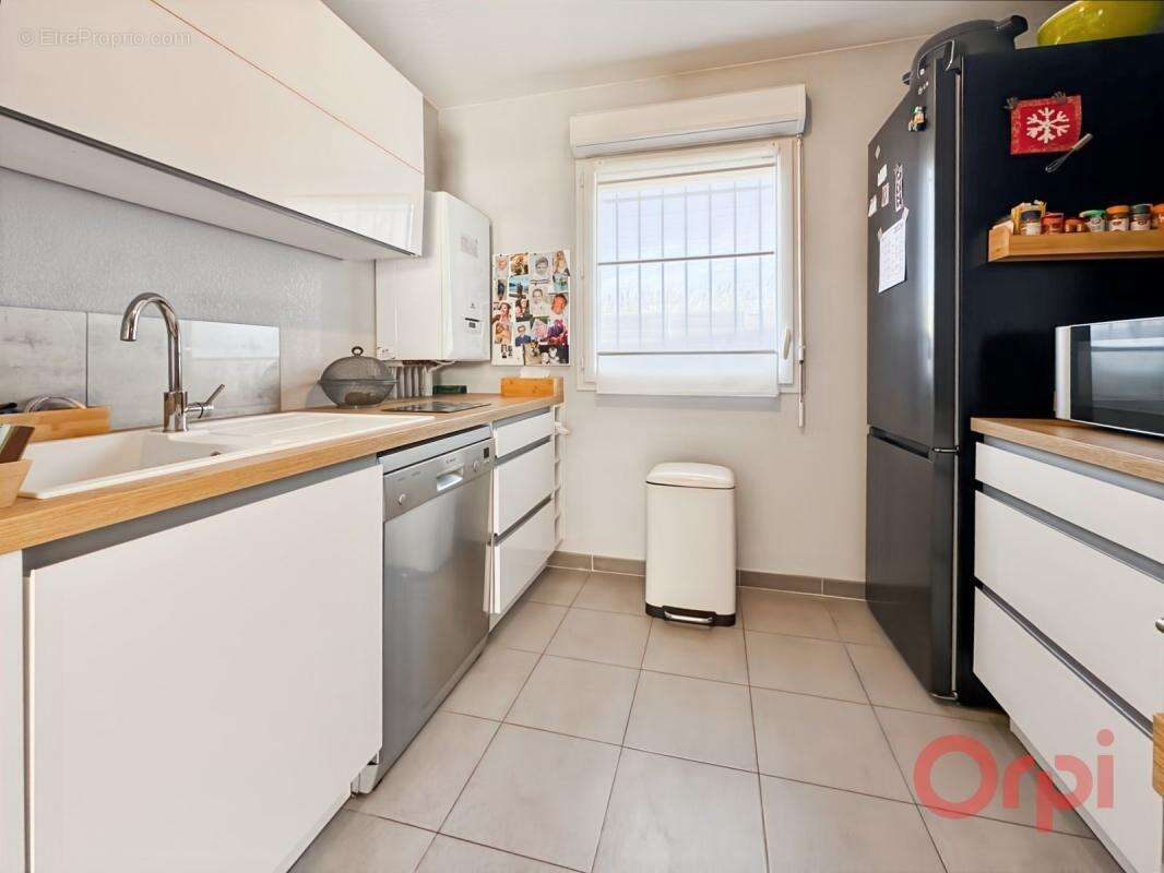 Maison à CHATEAUNEUF-LES-MARTIGUES