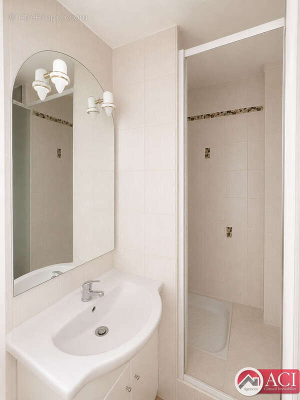 Appartement à MERU