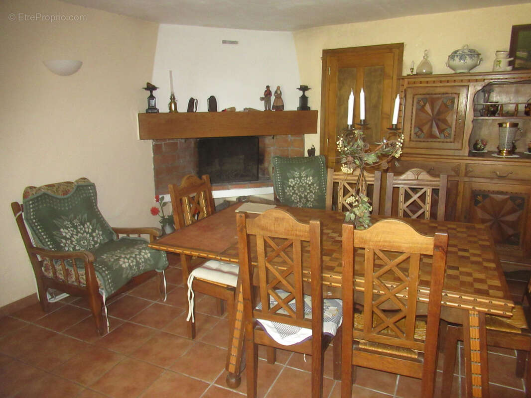 Maison en pierres avec terrain attenant et vue dégagée - photo 5