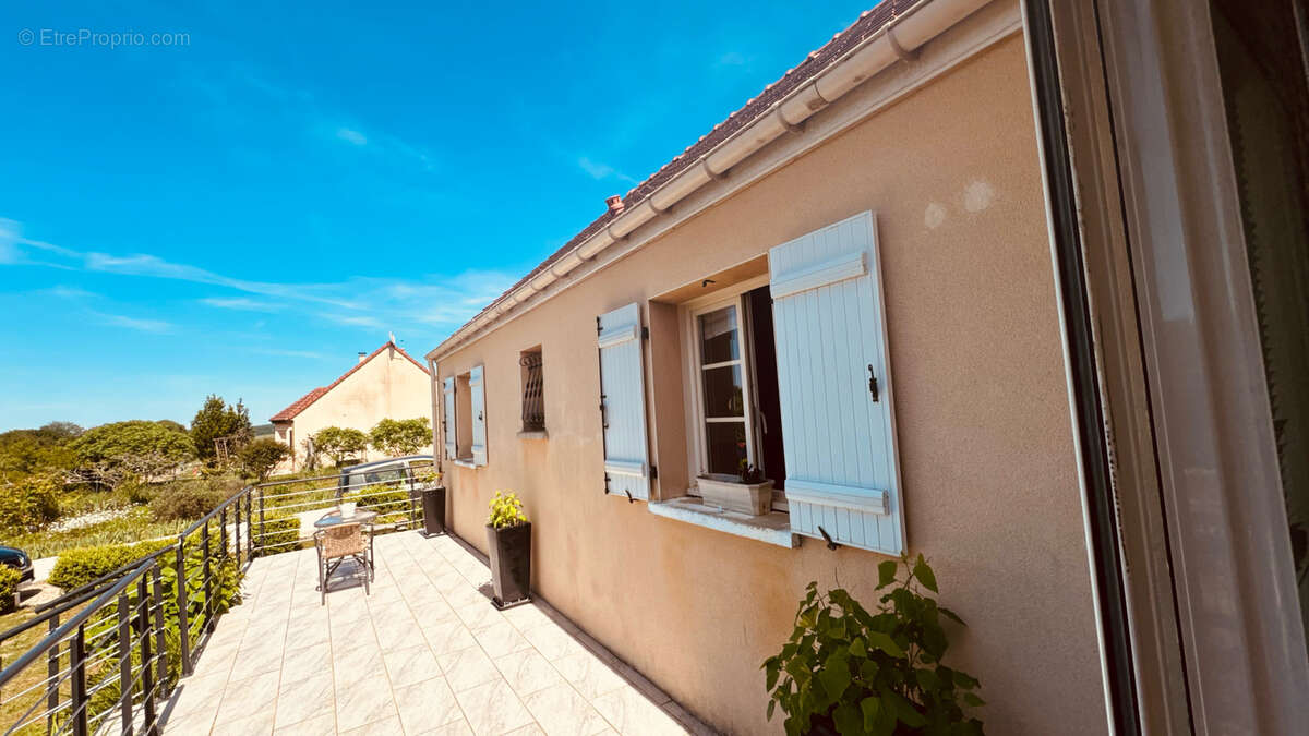 Pavillon de plain pied avec grand terrain à Coutarnoux (89440) au prix de 184 575 € F.A.I. - photo 9