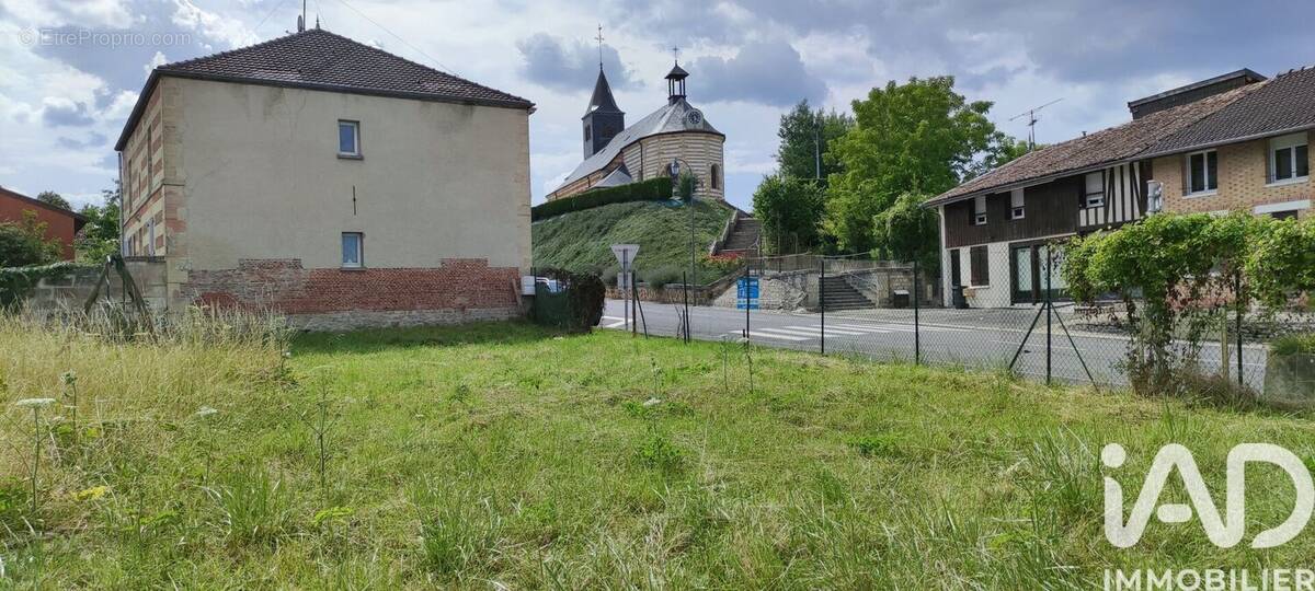 Photo 1 - Terrain à VALMY