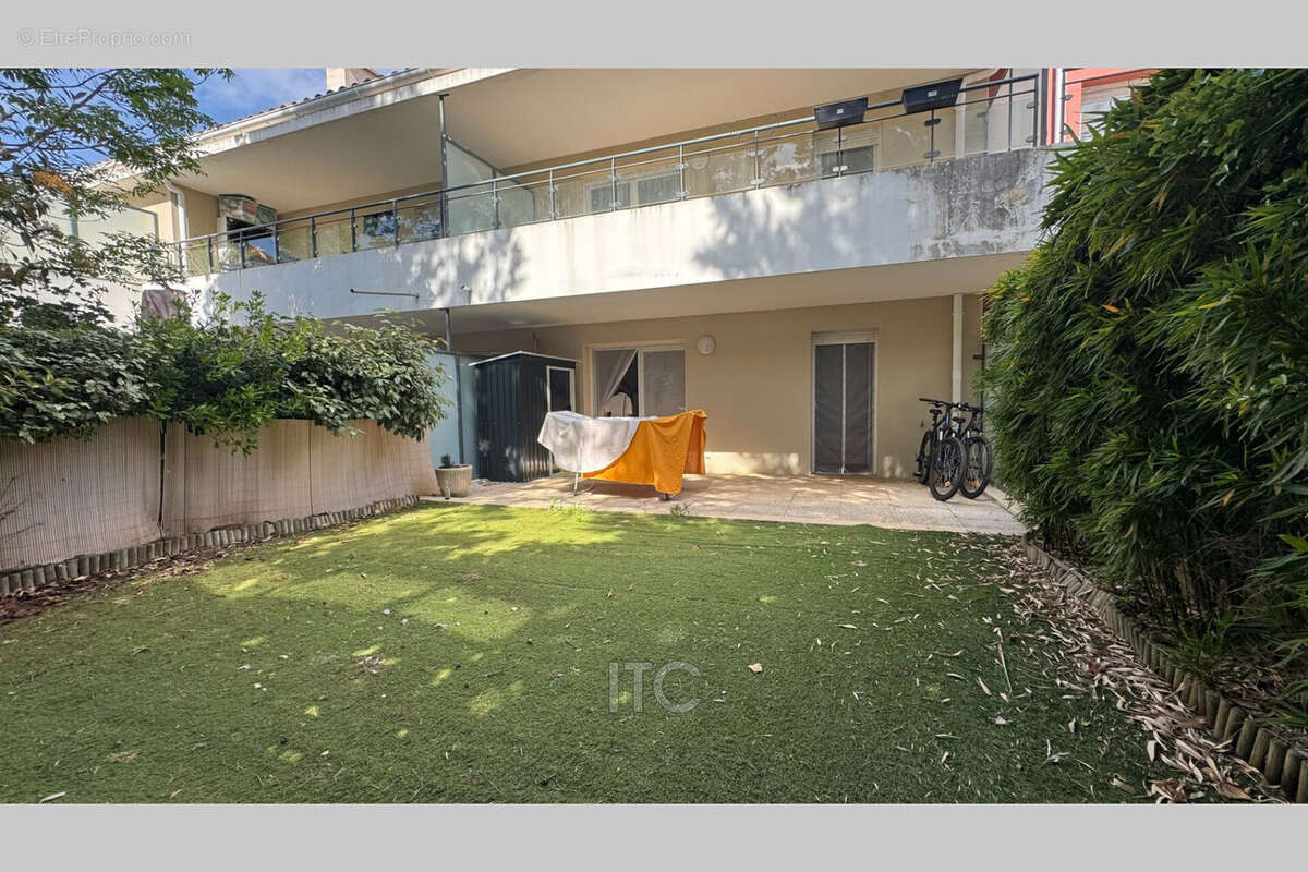 Appartement à ROUSSET