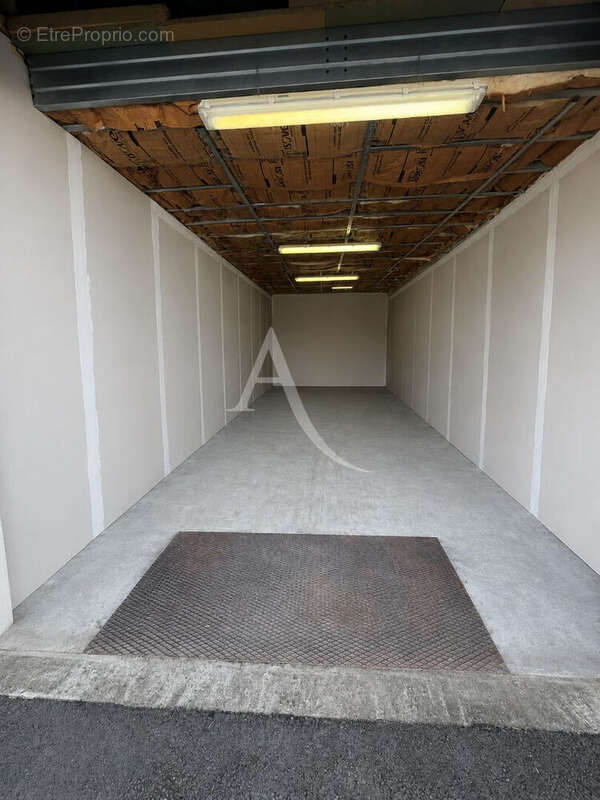 Commerce à CASTANET-TOLOSAN