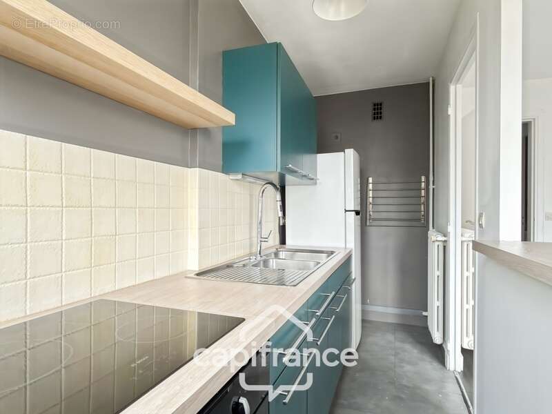 Appartement à LA GARENNE-COLOMBES