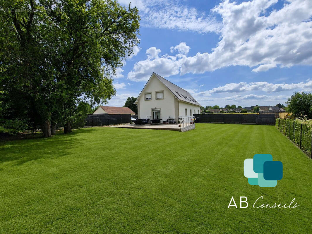 Maison 119 m² à Isneauville  - photo 2