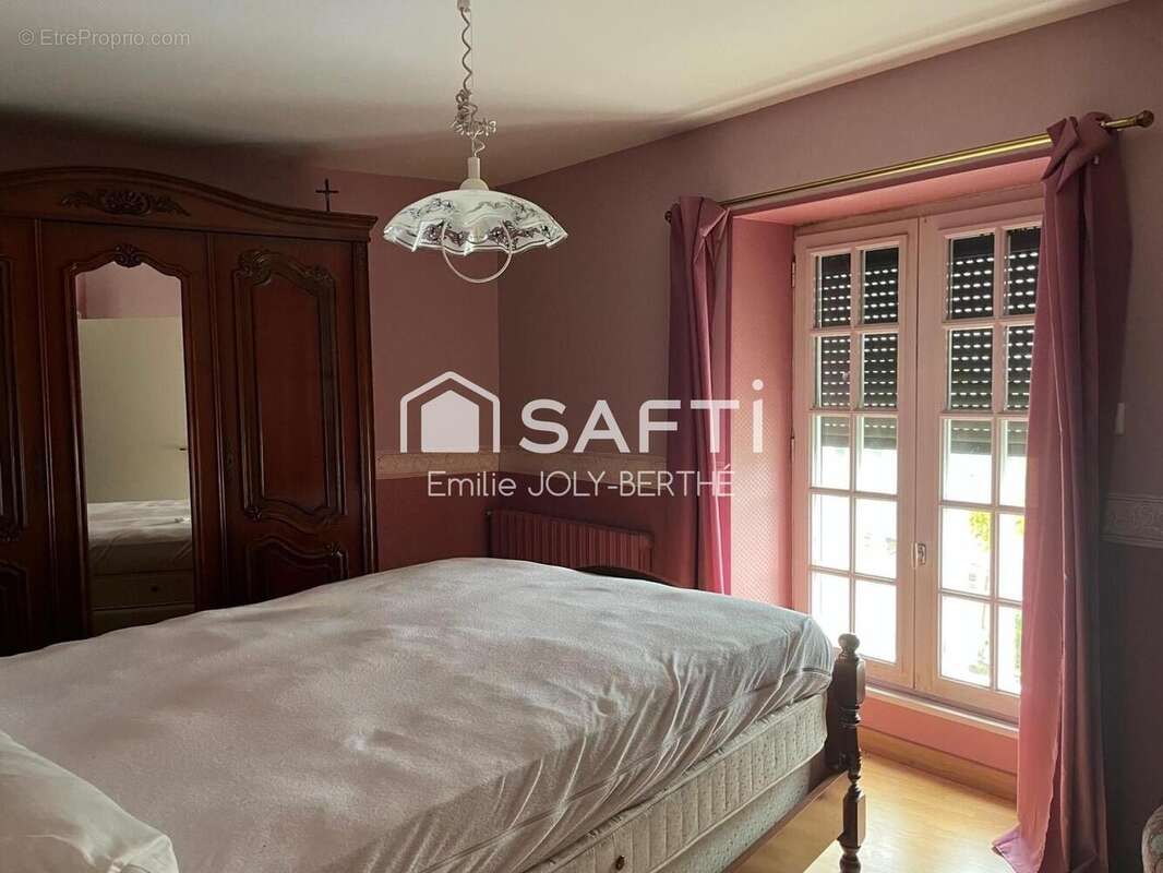 Photo 7 - Maison à SAULGES