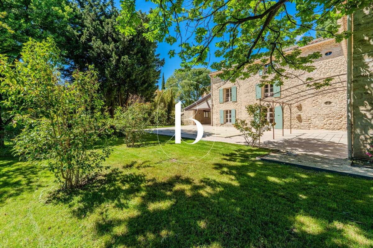 Maison à UZES