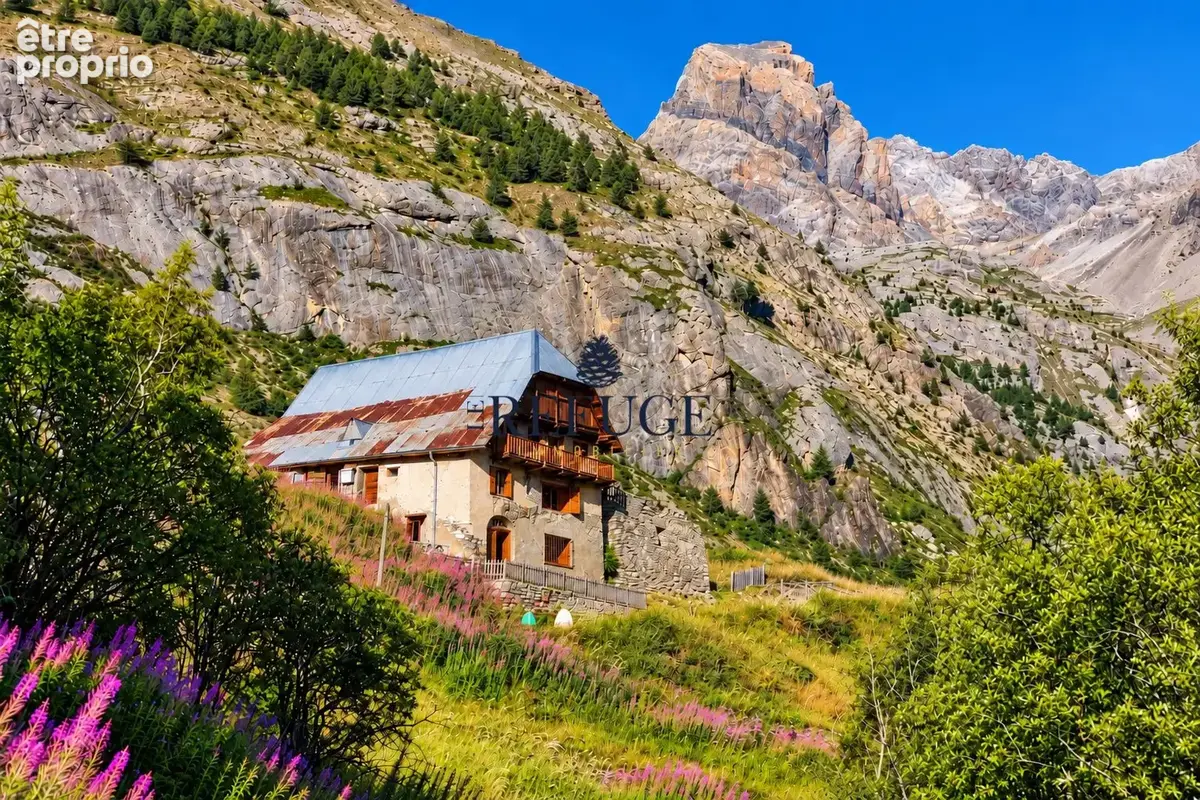 Photo Maison à Saint-Paul-Sur-Ubaye au prix de 198 000€