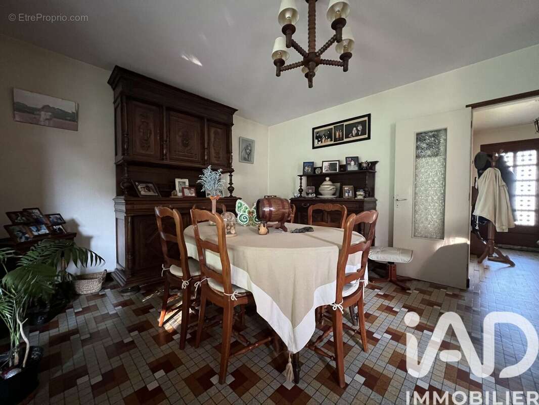 Photo 8 - Maison à BRANNE