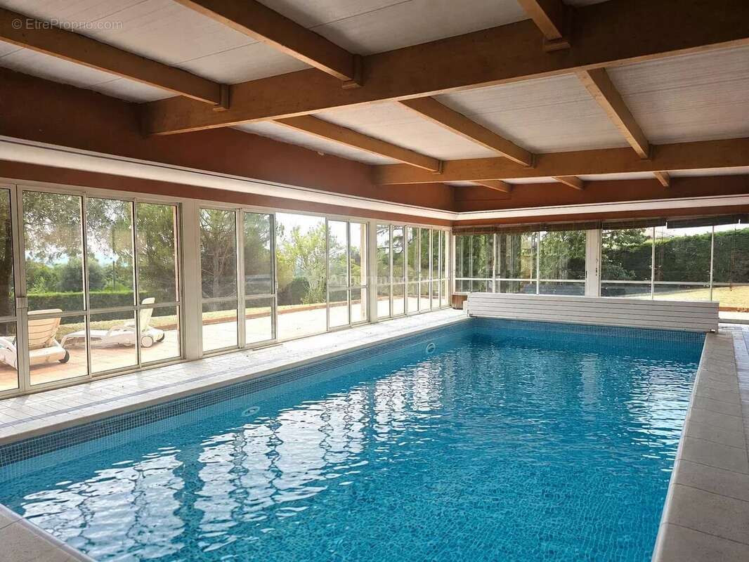 Maison 262 m² à Lescure-D'albigeois  - photo 15