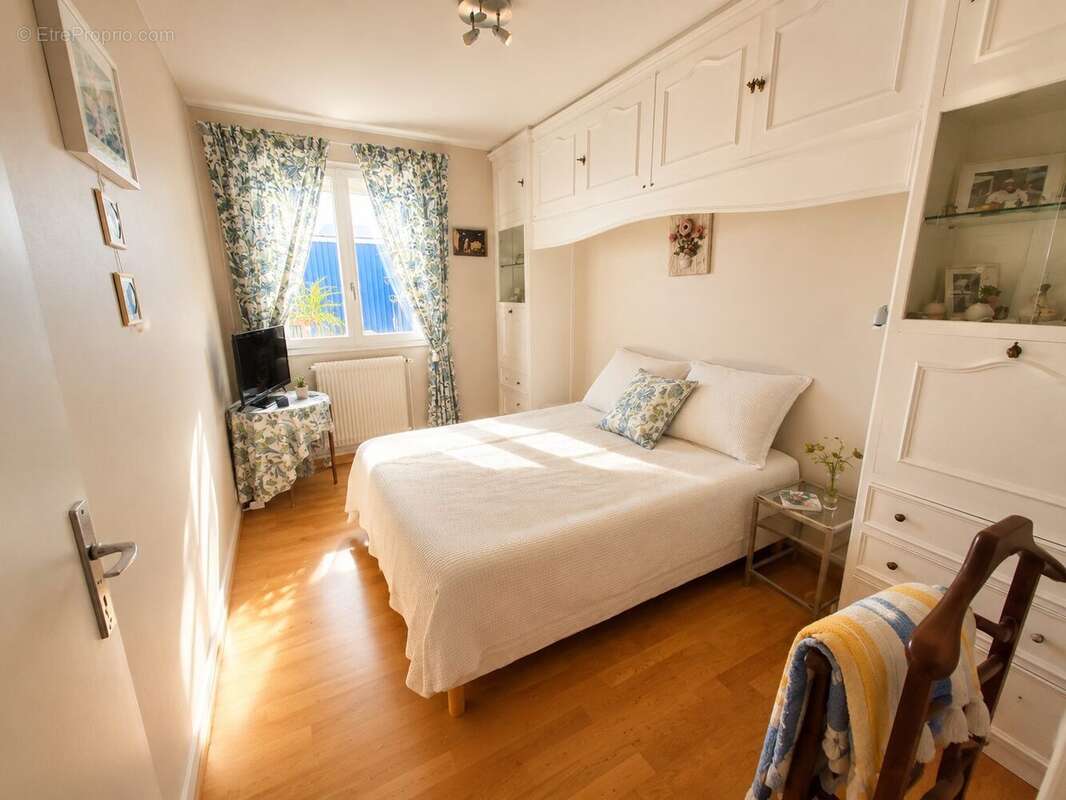 Maison à PLAISIR
