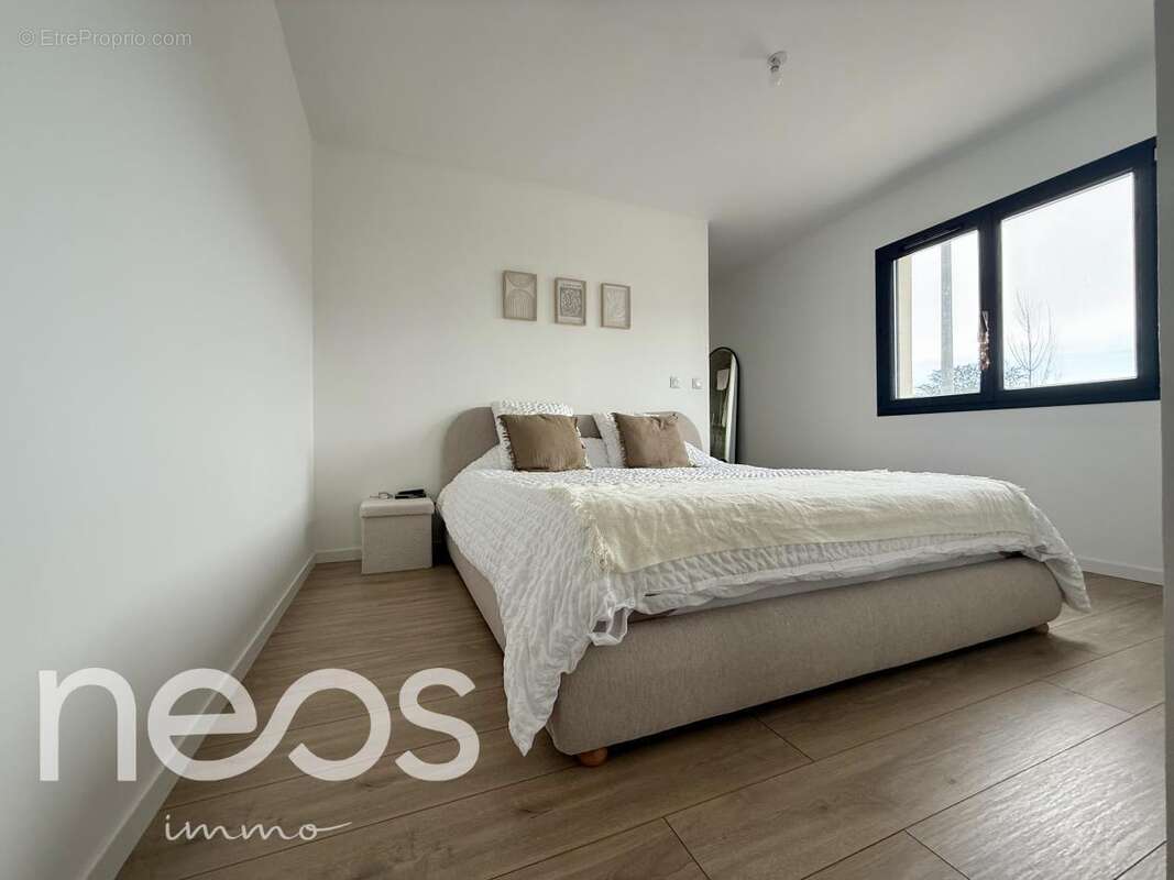 Maison à SAINT-JULIEN