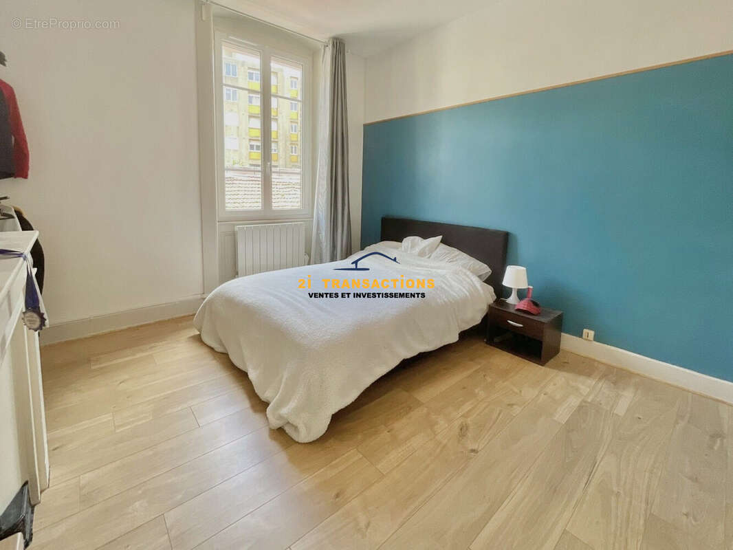 Appartement à SAINT-ETIENNE