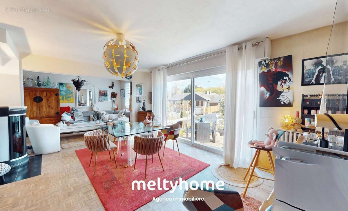 Maison à HEROUVILLE-SAINT-CLAIR